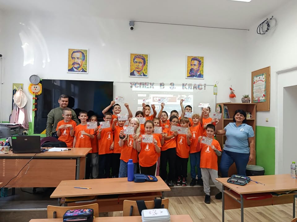 ❤️ Седмица на сърцето в 3. „Г“ клас ❤️
С много усмивки, любопитство и полезни знания учениците от 3. „Г“ клас се включиха в инициативите, посветени…