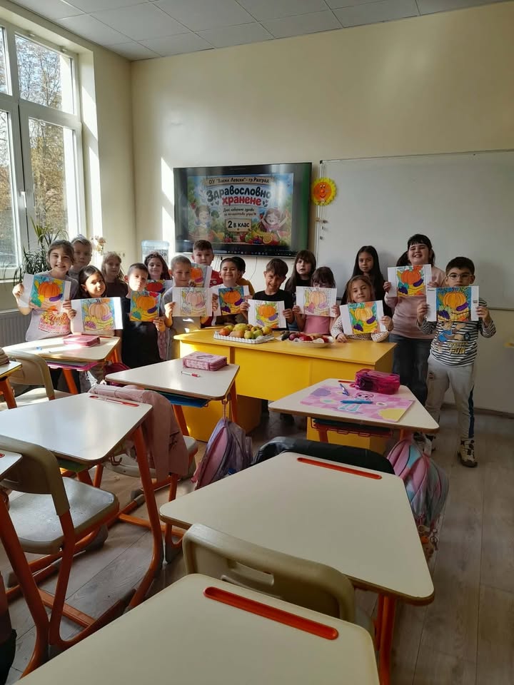 🥗 Здравословно хранене – мисията възможна! 🎯✨

С много настроение, усмивки и забавни игри 😊🎉 учениците от II „В“клас научиха за здравословното…